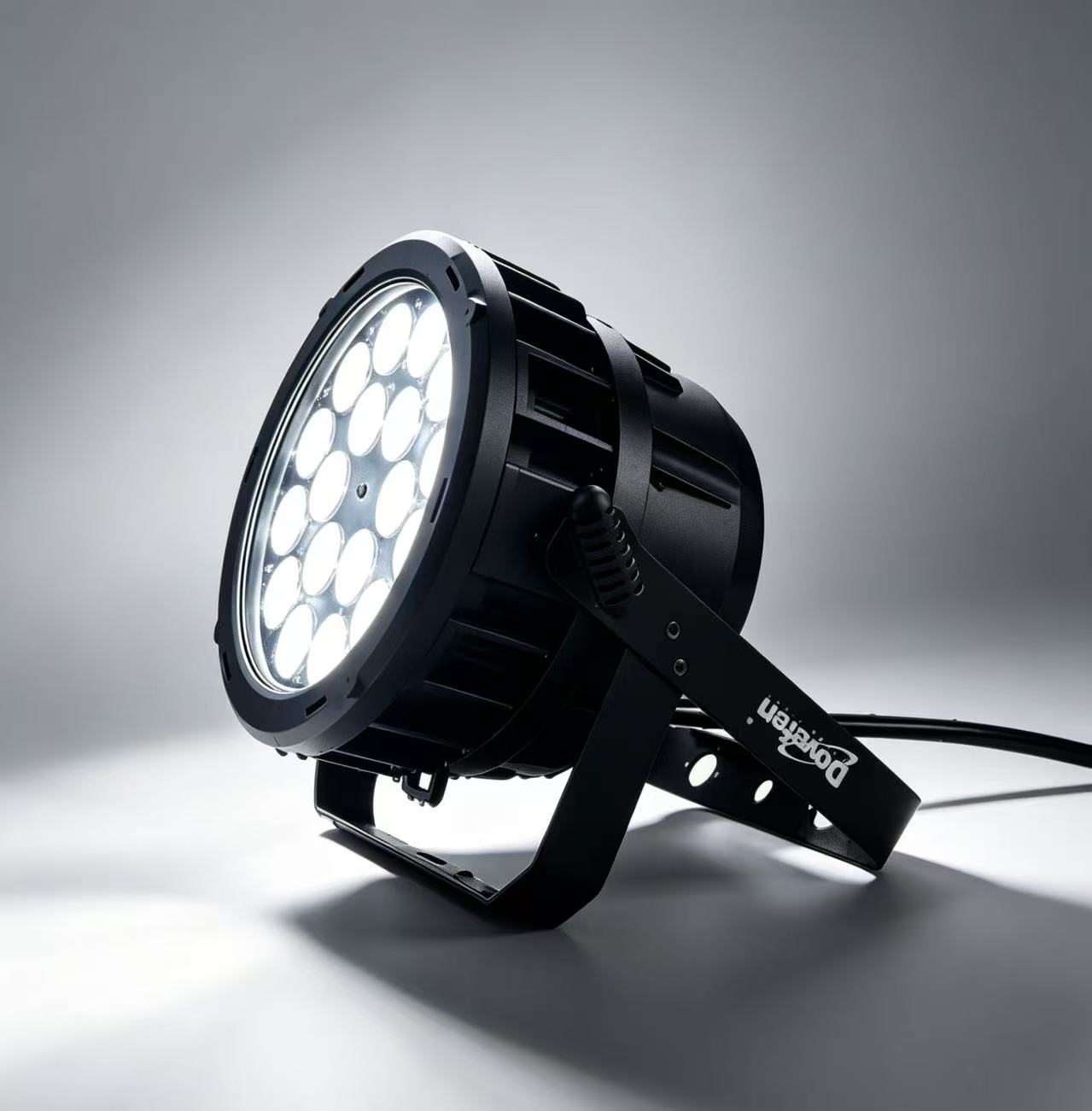 18×10W LED Weatherproof Full-Color Par Light