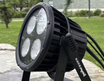 Brand-New 4-Head Waterproof Ultra-Thin Flood Light