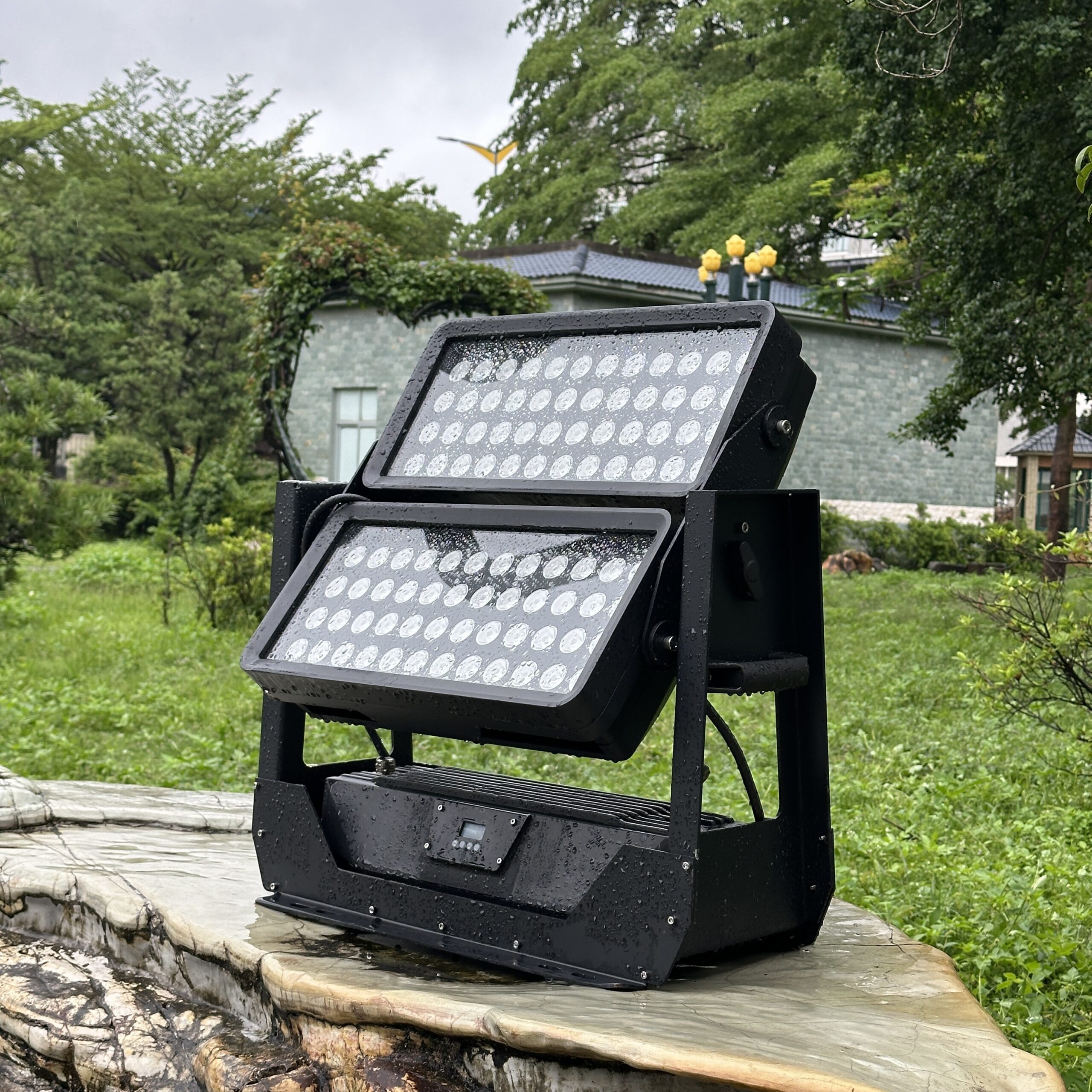 96-LED High-Power Outdoor Floodlight - 图片 2