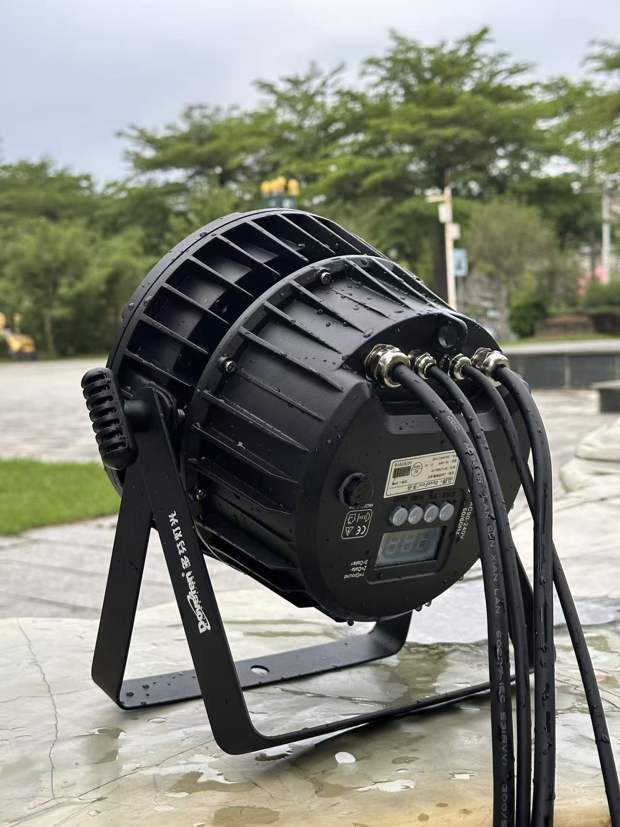 Brand-New 4-Head Waterproof Ultra-Thin Flood Light - 图片 4